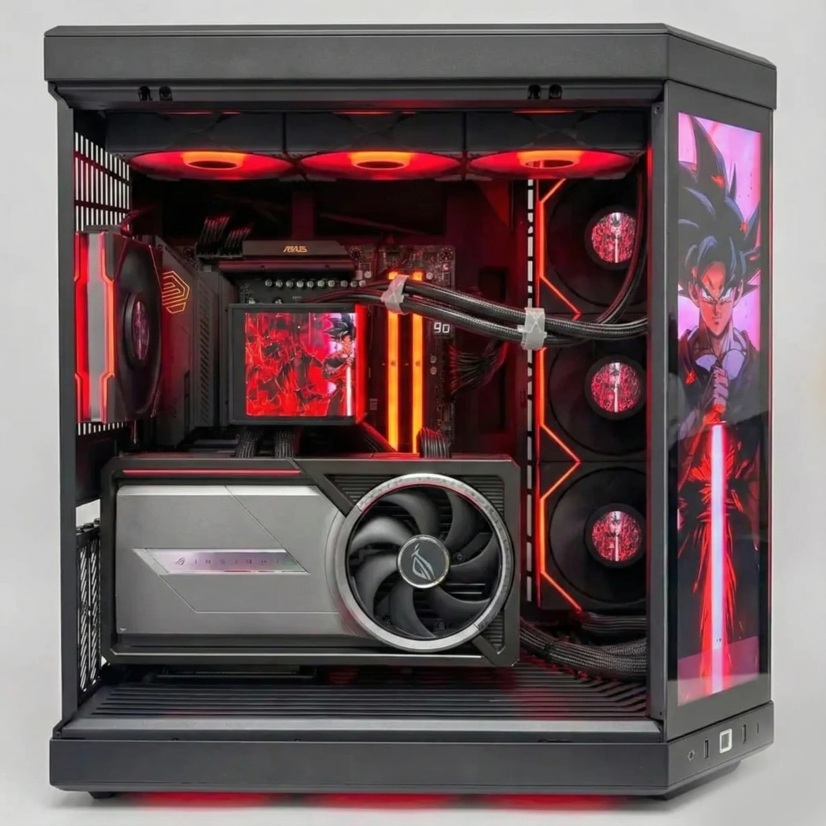 HYTEFIRE Vantix (Ryzen 7 9800X3D, RTX 5090 32GB GPU, 64GB DDR5 RAM)
