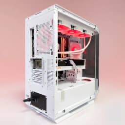 GRYPHON Aero (Ryzen 7 7800X3D, RTX 5070 Ti 16GB GPU, 32GB DDR5 RAM)